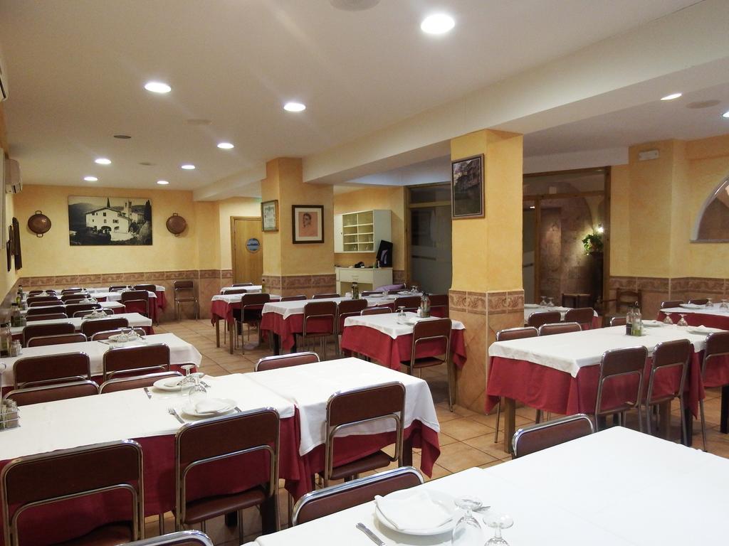 Apartamentos Fonda Finet ซานต์เฟลิอู เด ปายารอลส์ ภายนอก รูปภาพ